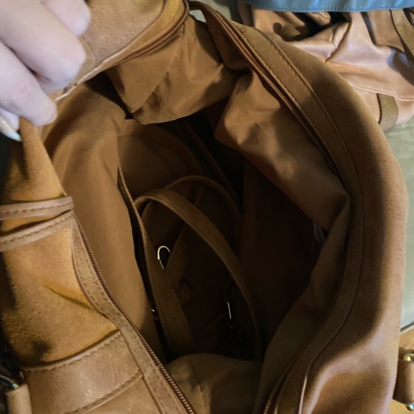 Maurices shoulder/tote/ crossbody handbag. - Picture 2 of 3